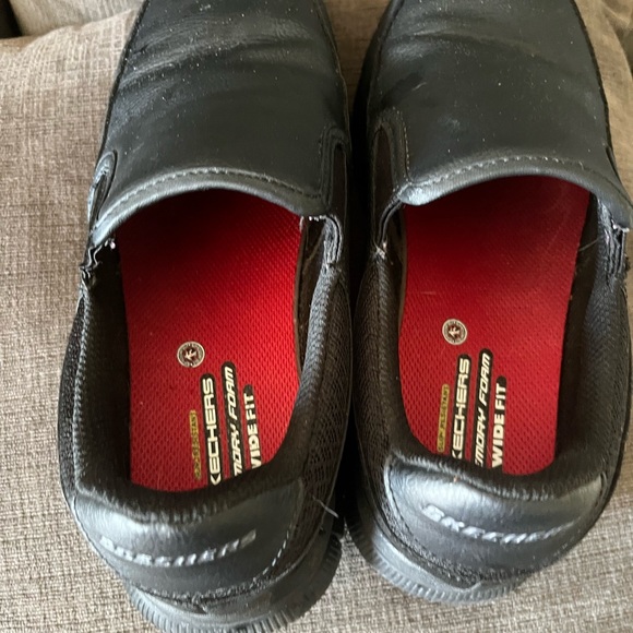 Sketchers non slip women’s work shoes - Picture 5 of 7